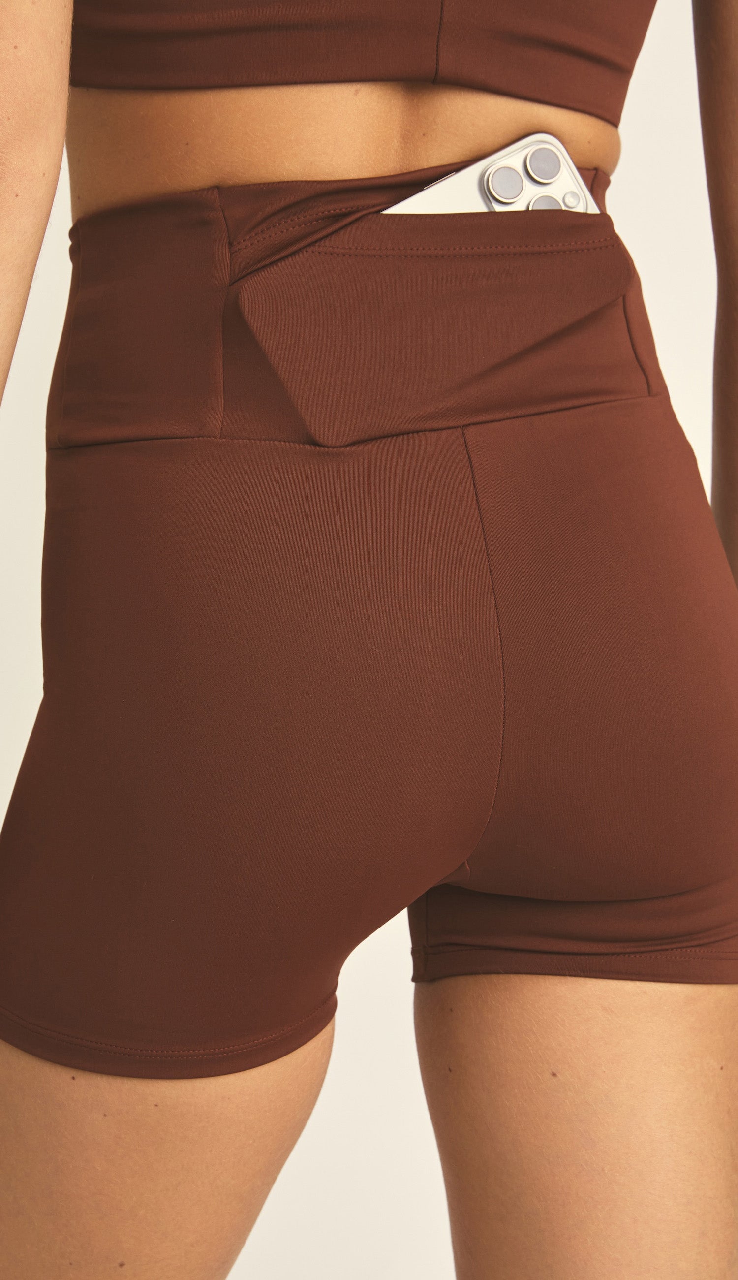 Shorts color mocha