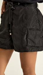 Shorts negros