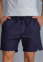 Shorts de lino para hombre en color marino
