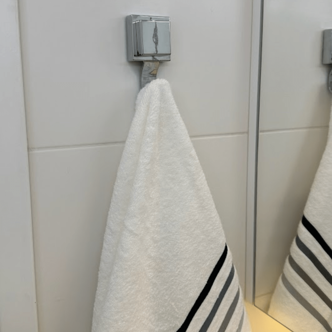 Gancho de Pared con Ventosa Cromado Soporta hasta 3KG