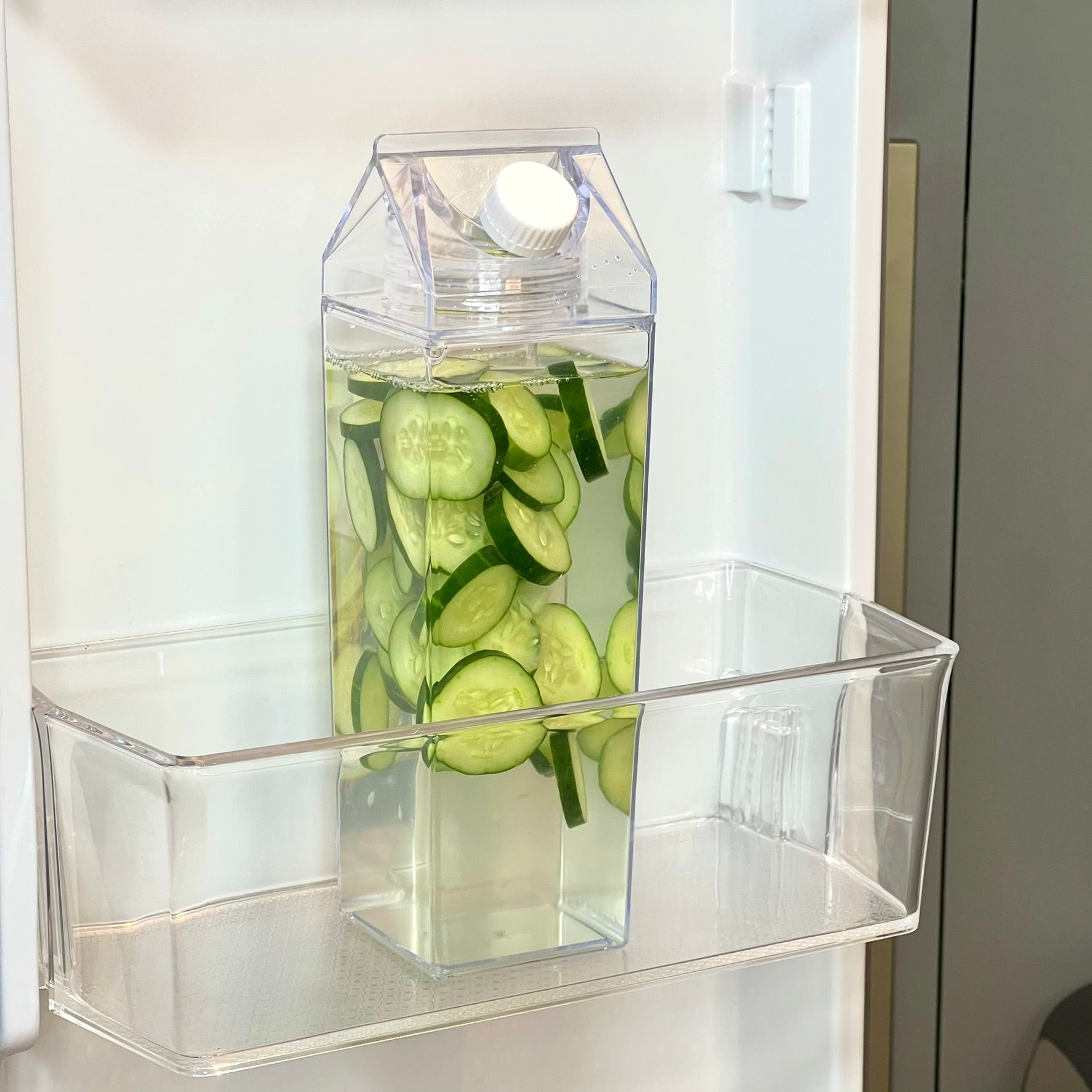 Botella Decorativa 1L Transparente para Organización de Bebidas