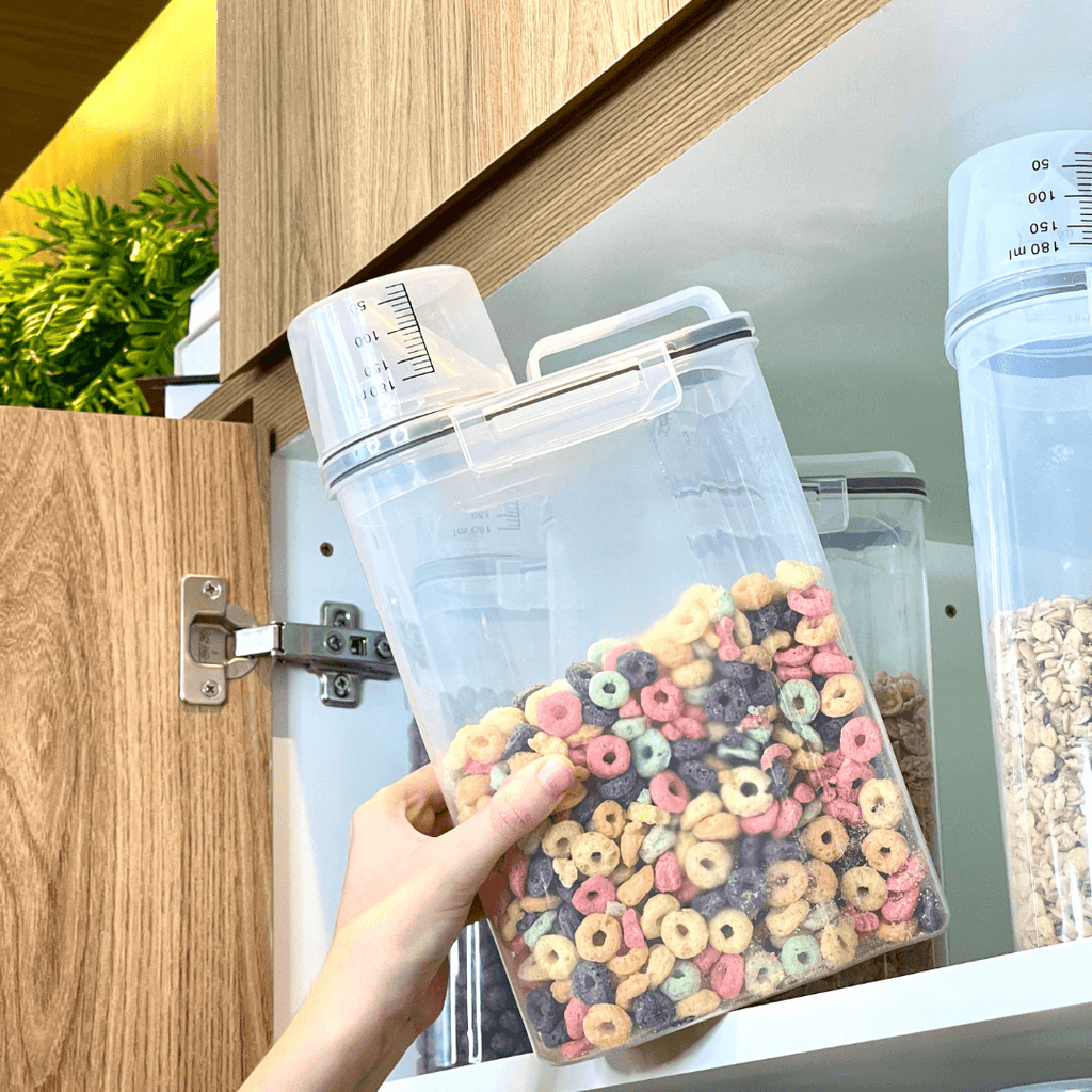 Conjunto de 4 Tarros Herméticos para Alimentos con Taza Medidora de 2,5 Litros