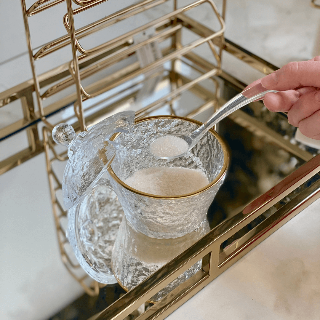 Azucarero de Cristal de Plomo Martillado con Cuchara y Borde Dorado 10cm